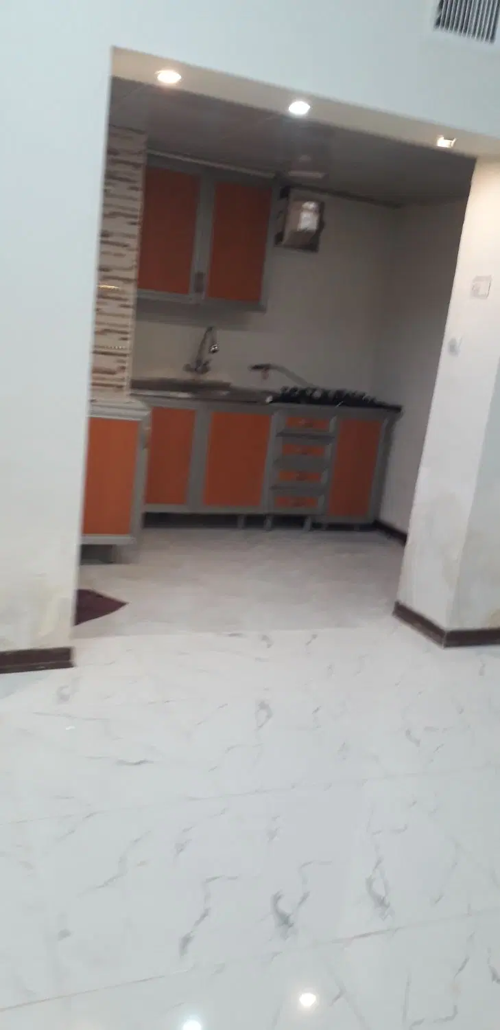 سوئیت ۳۰ متر (املاک)