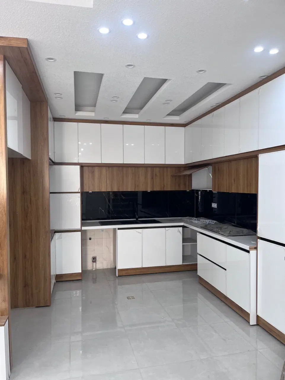 ویلایی سنددار امامزاده