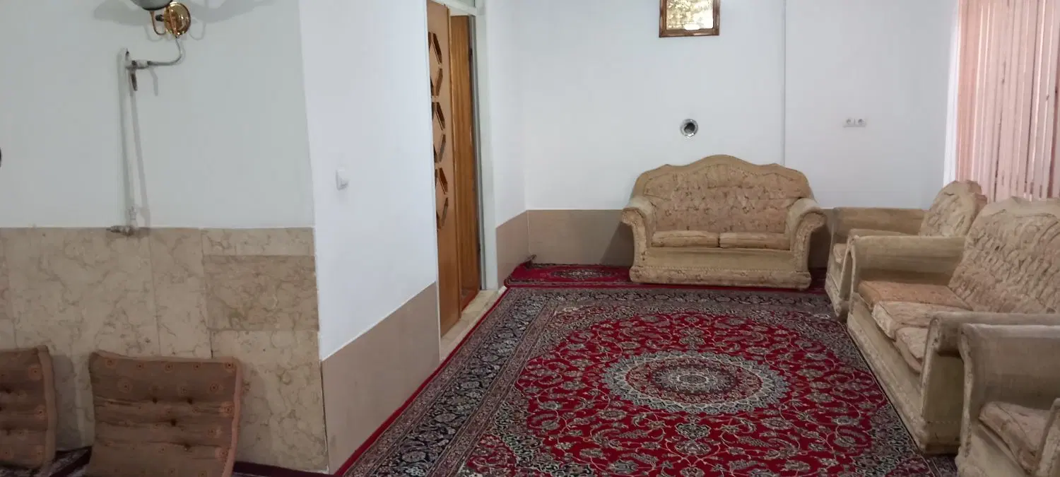 منزل ویلایی  تیر آهن متراژ ۳۶۰ متر