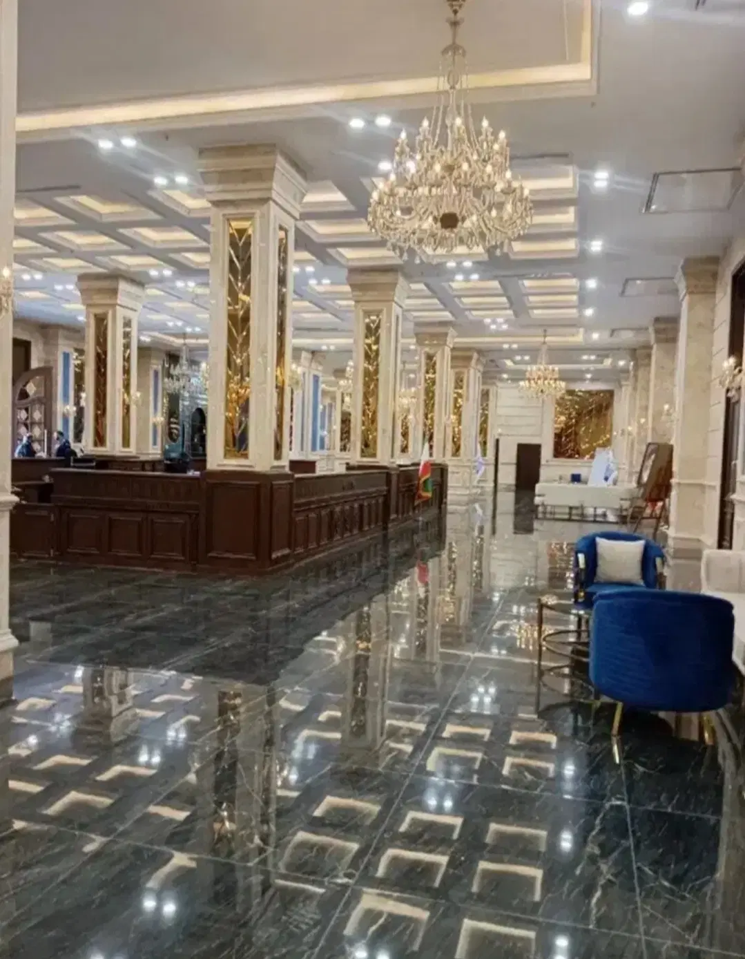 رونیکا پالاس کوهک 110 متری