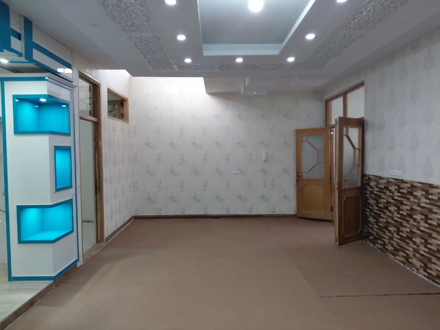 فروش حیاط ویلایی شهرک ولیعصر