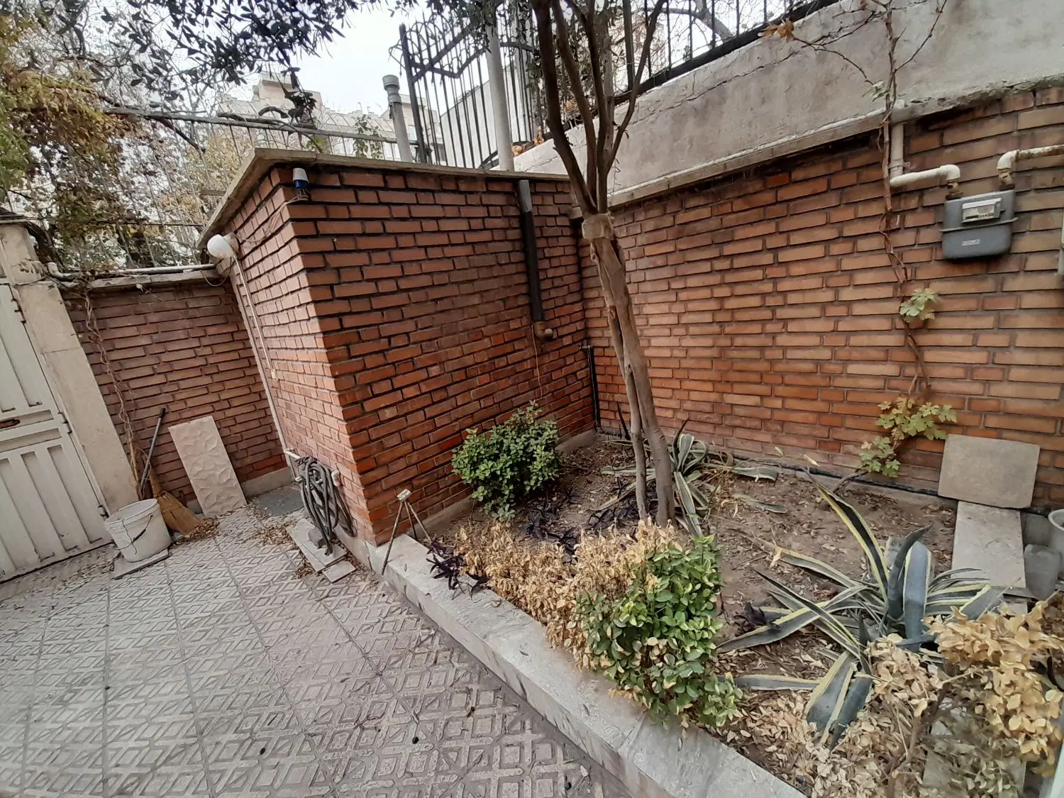 پرستار سیزده آبان ۲۰۳متر بر۱۰