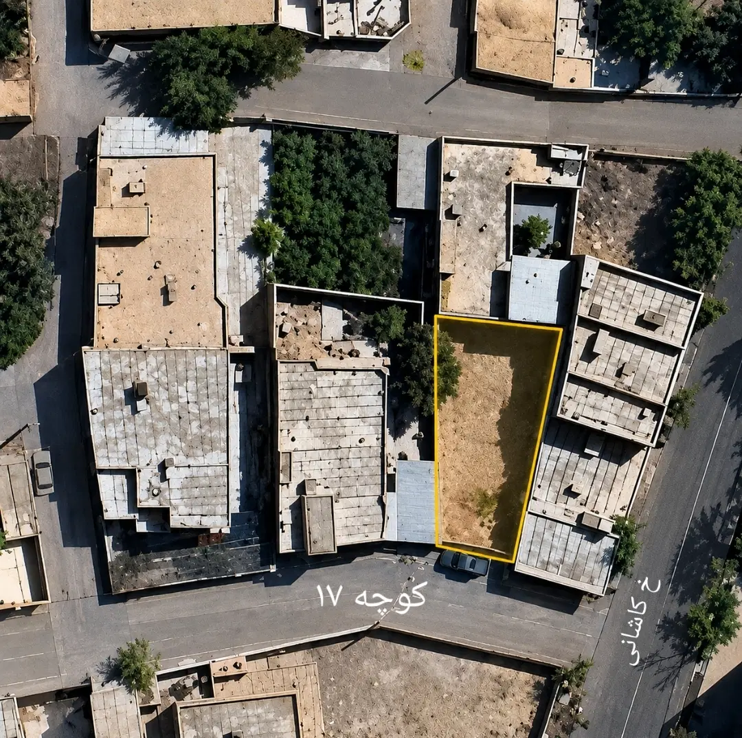 زمین خیابان کاشانی میبد ( ۷ متر تا خیابان)