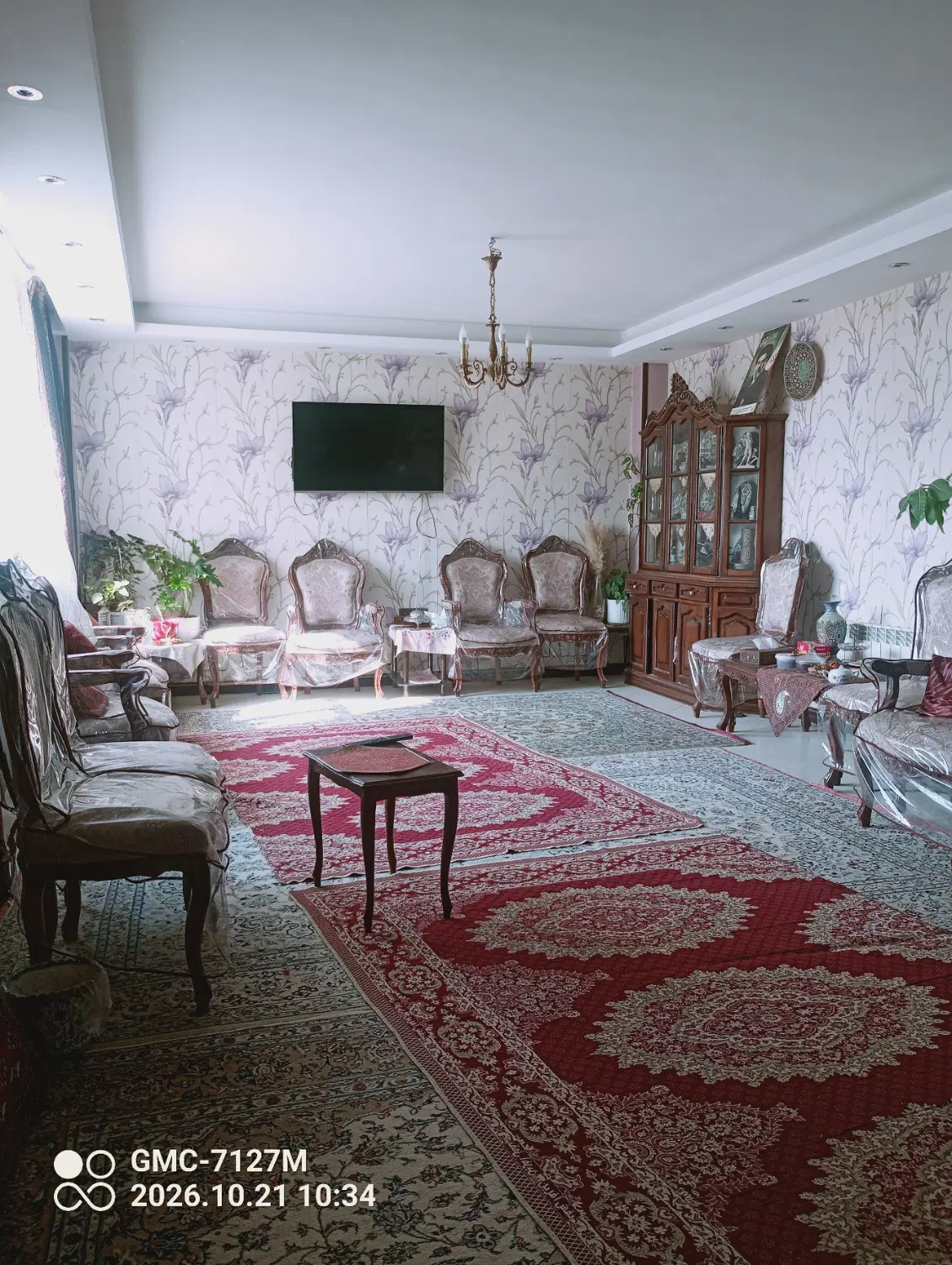 اجاره اپارتمان میکونی