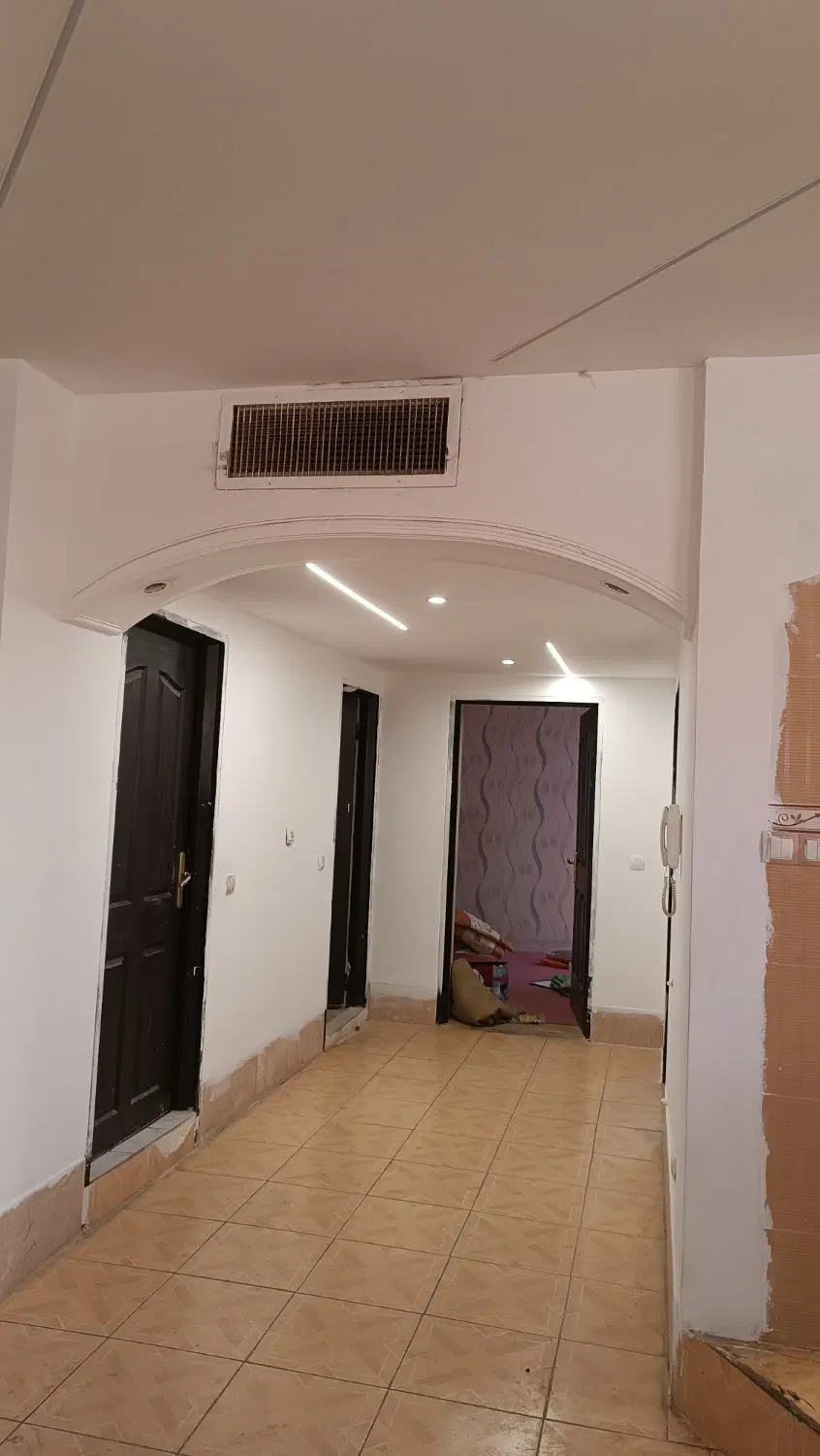 رهن و اجاره واحد دو خواب با پارکینگ