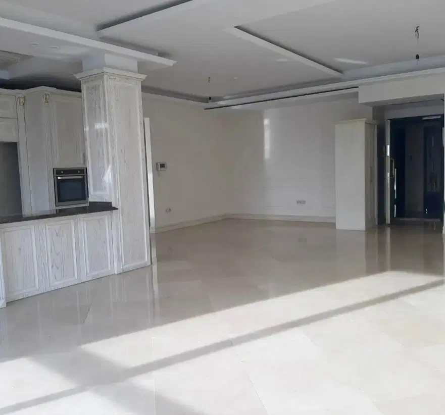 طبقه ۴ از ۵ _ فول امکانات _ تراورتن _ بهترین فرعی