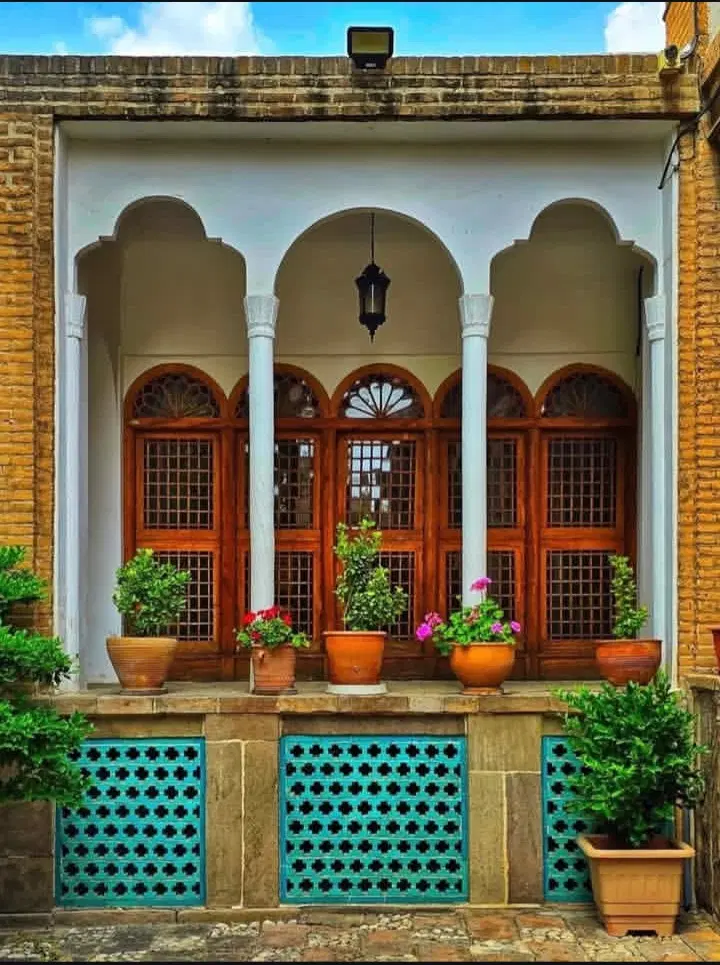 صادقیه ۱۷۳ متر  کلنگی