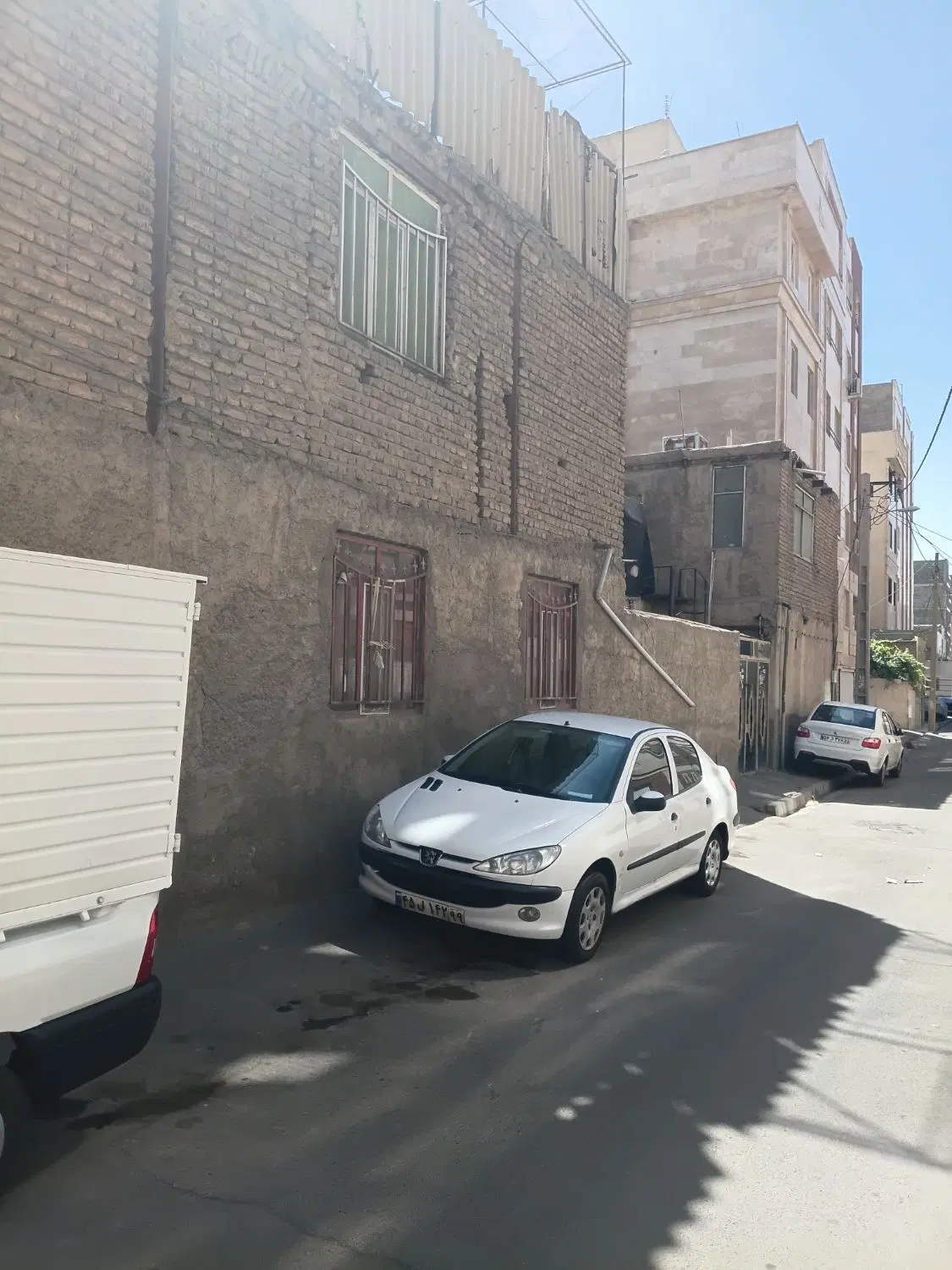 خانه گلنگی سه بر