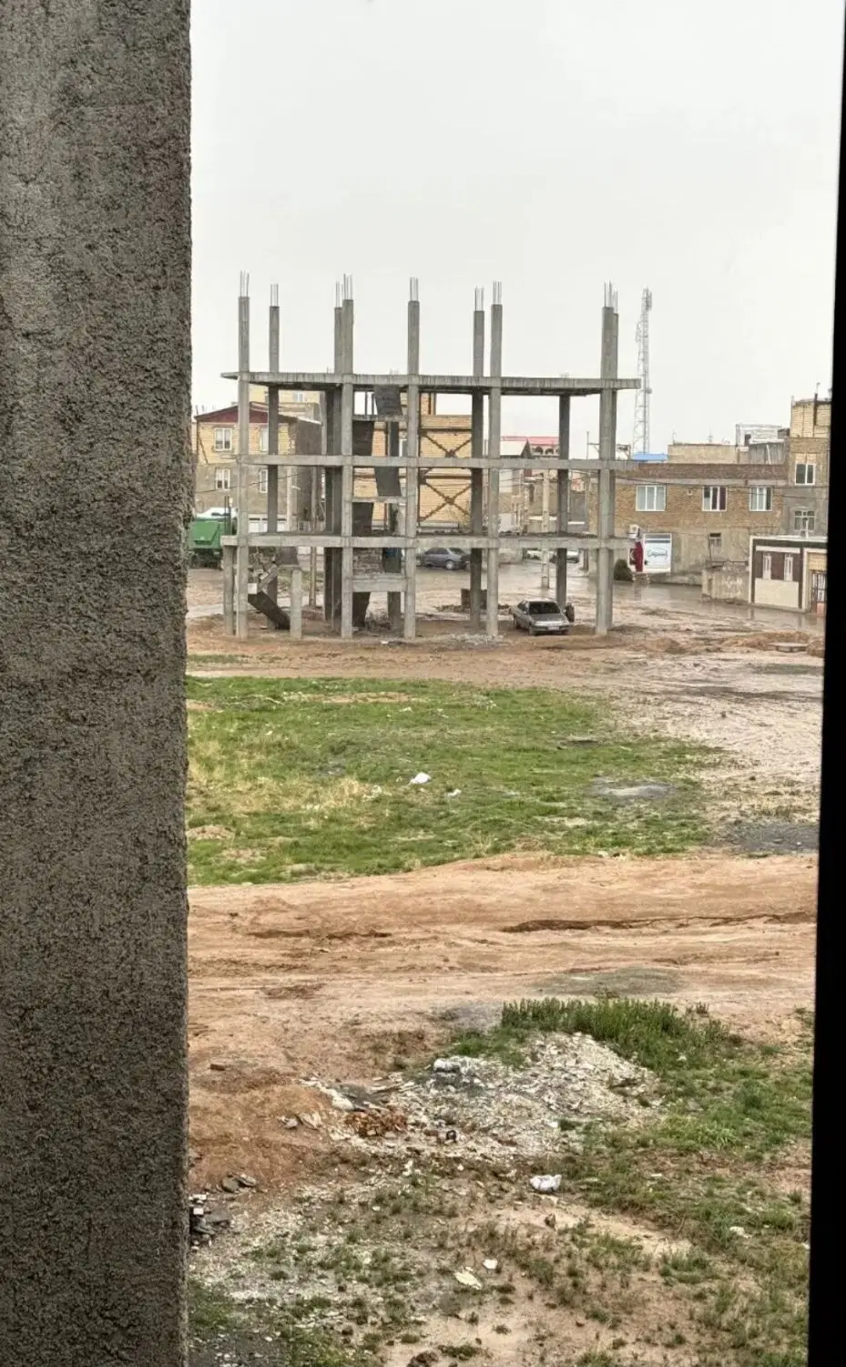 زمین دونبش بلوار کشاورز خ اتحاد اراضی عباس رحیمی