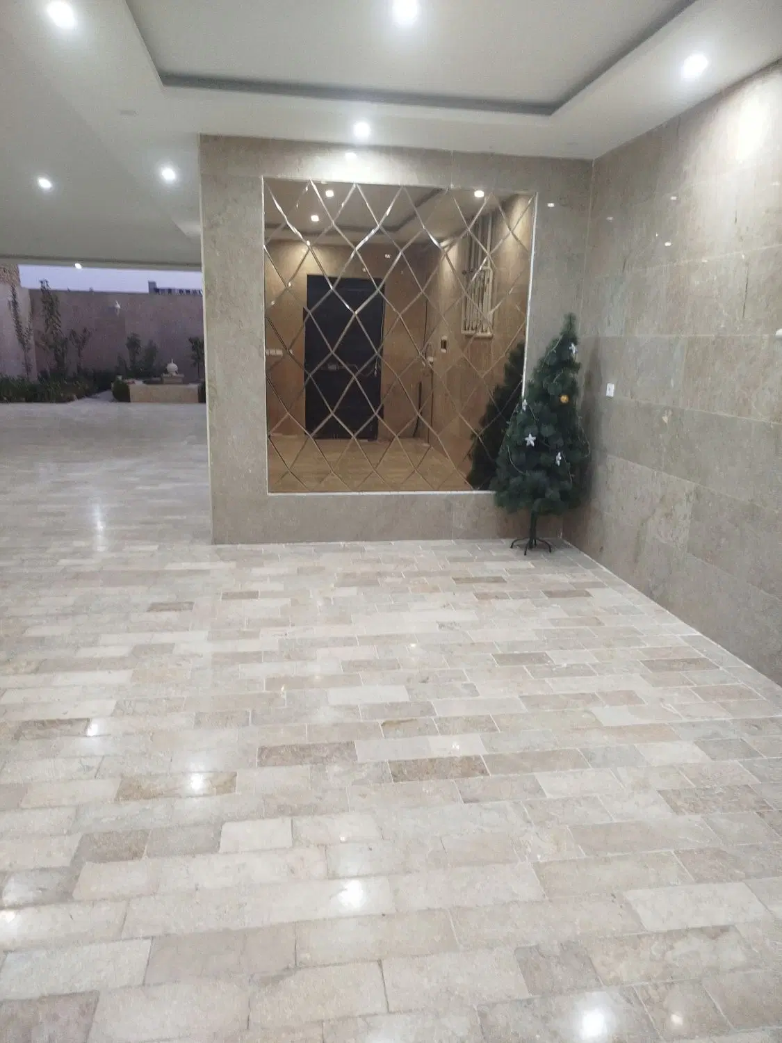 خانه ویلایی ۲۵۰ متری