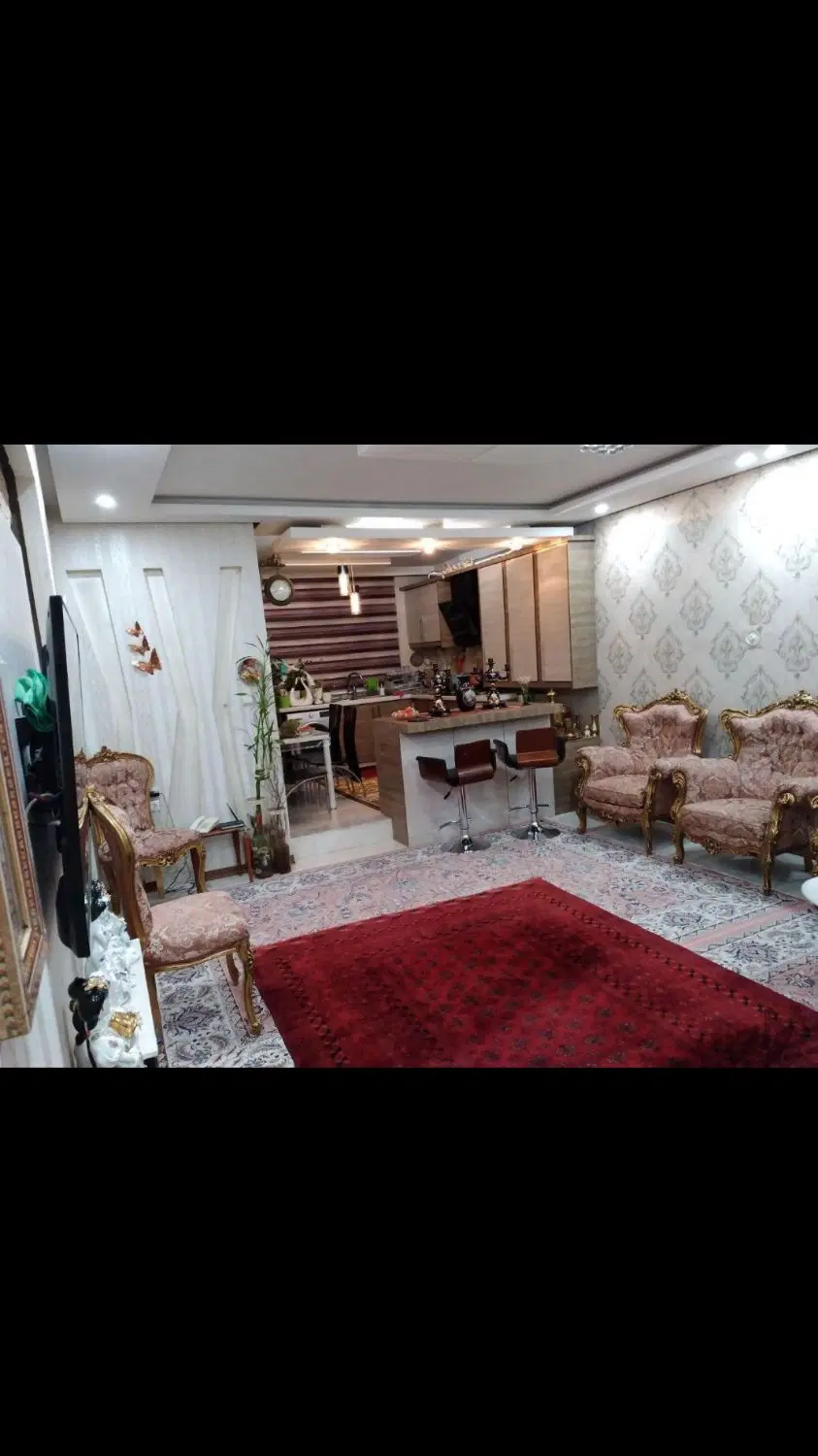 آپارتمان ۸۰ متر دوخوابه طبقه اول بهارستان