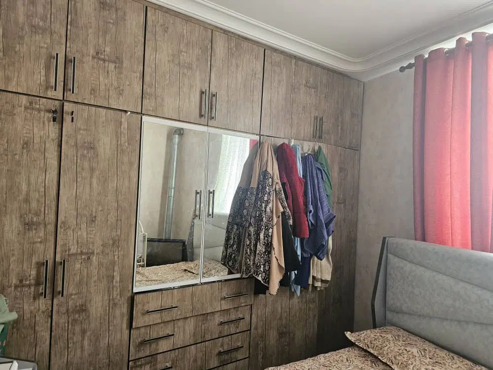 آپارتمان 67 متر طبقه اول بازسازی شده