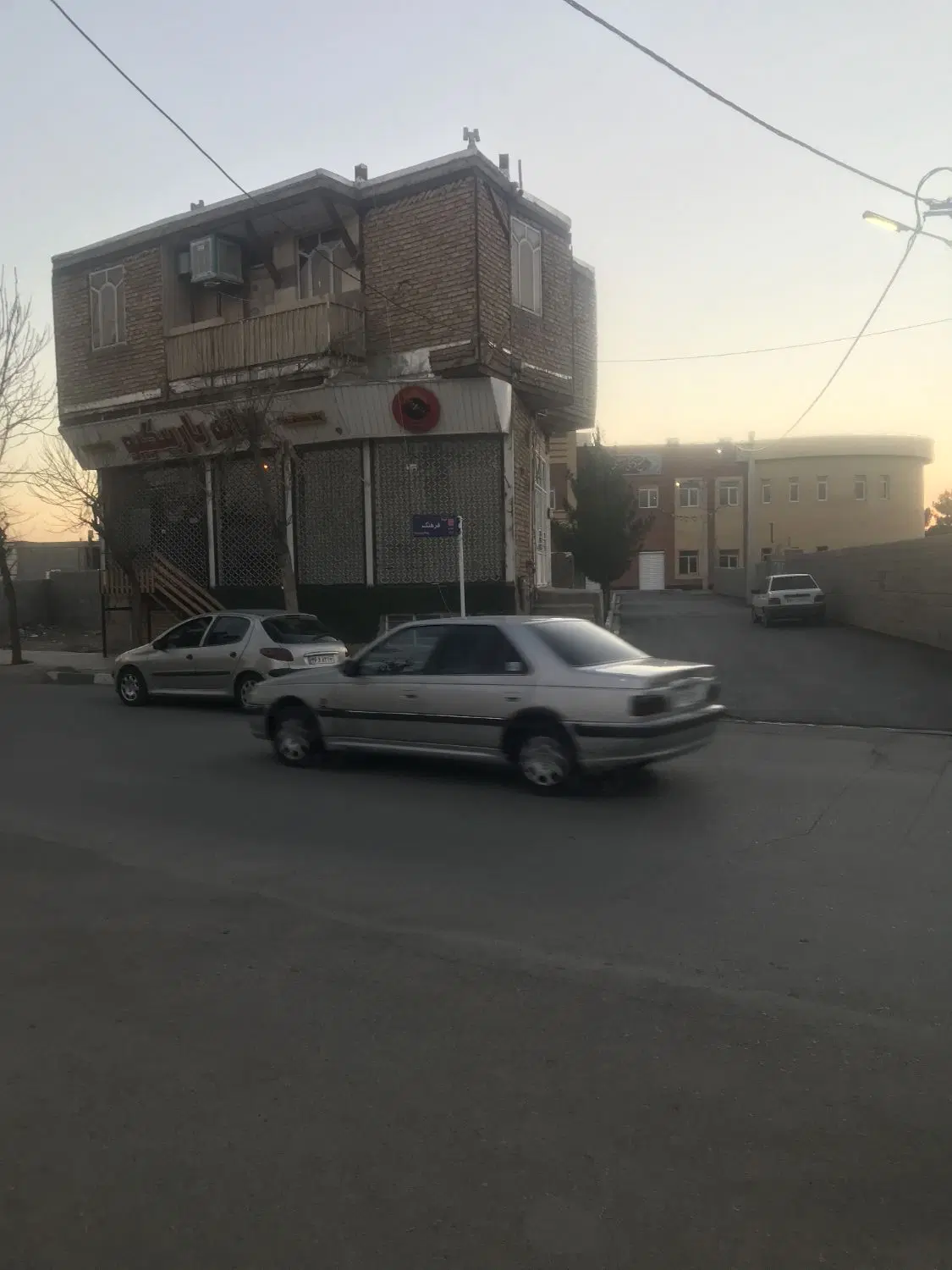 ملک تجاری مسکونی توضیحات خوانده شود