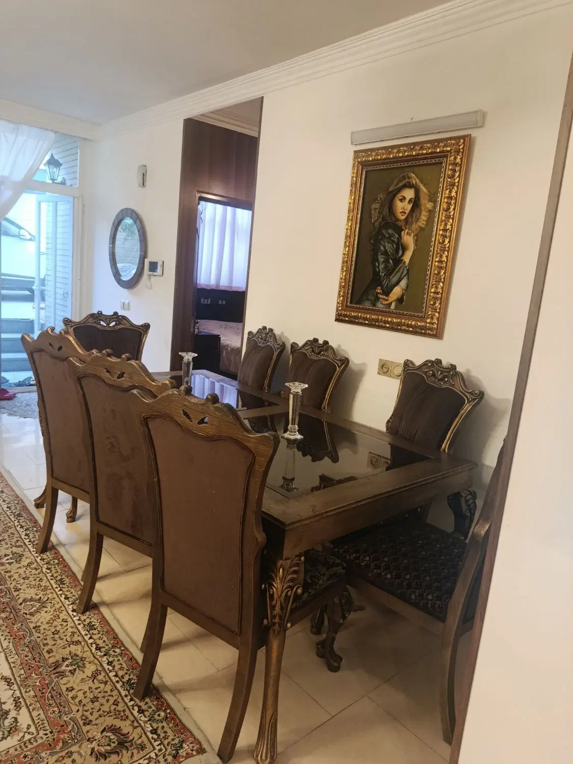 آپارتمان حیاط اختصاصی
