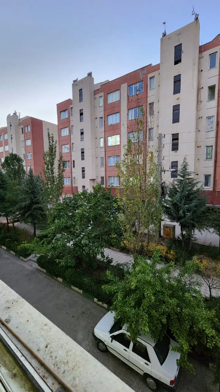 آپارتمان ۸۵ متری فاز۳ با پارکینگ مسقف