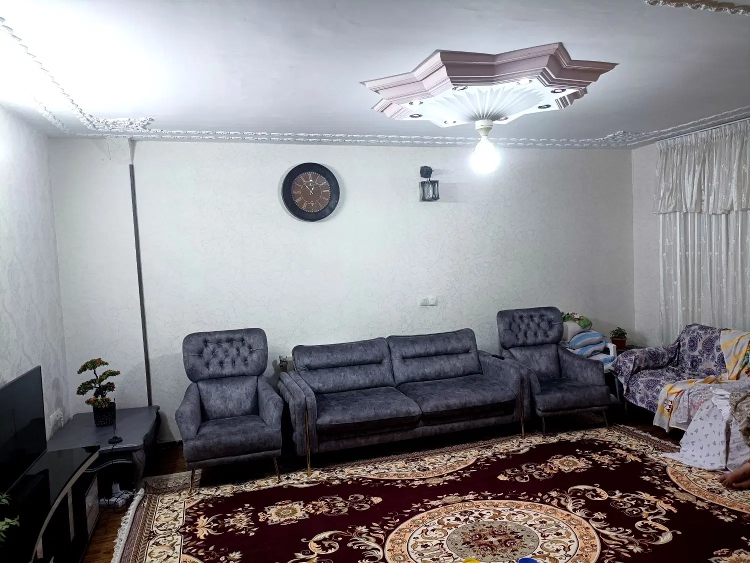 فروش واحد مهر امام رضاطبقه اول
