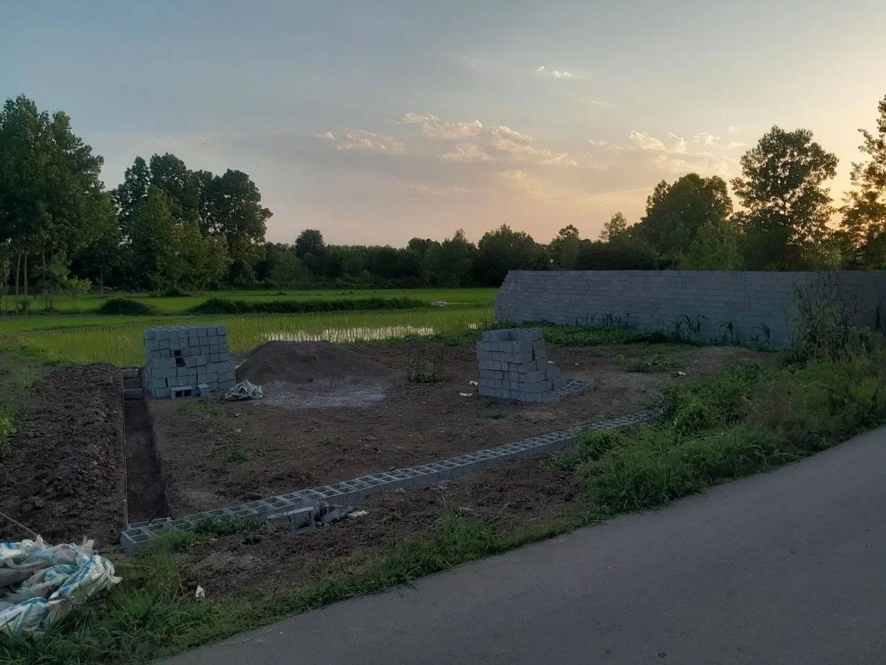 زمین سند دار مسکونی