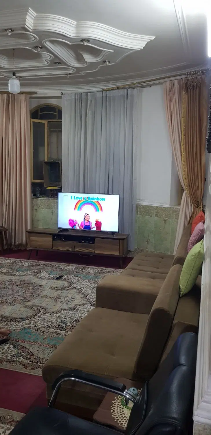 دوطبقه ۲۴۰ متری محسن کیخوایی(گلها سابق)