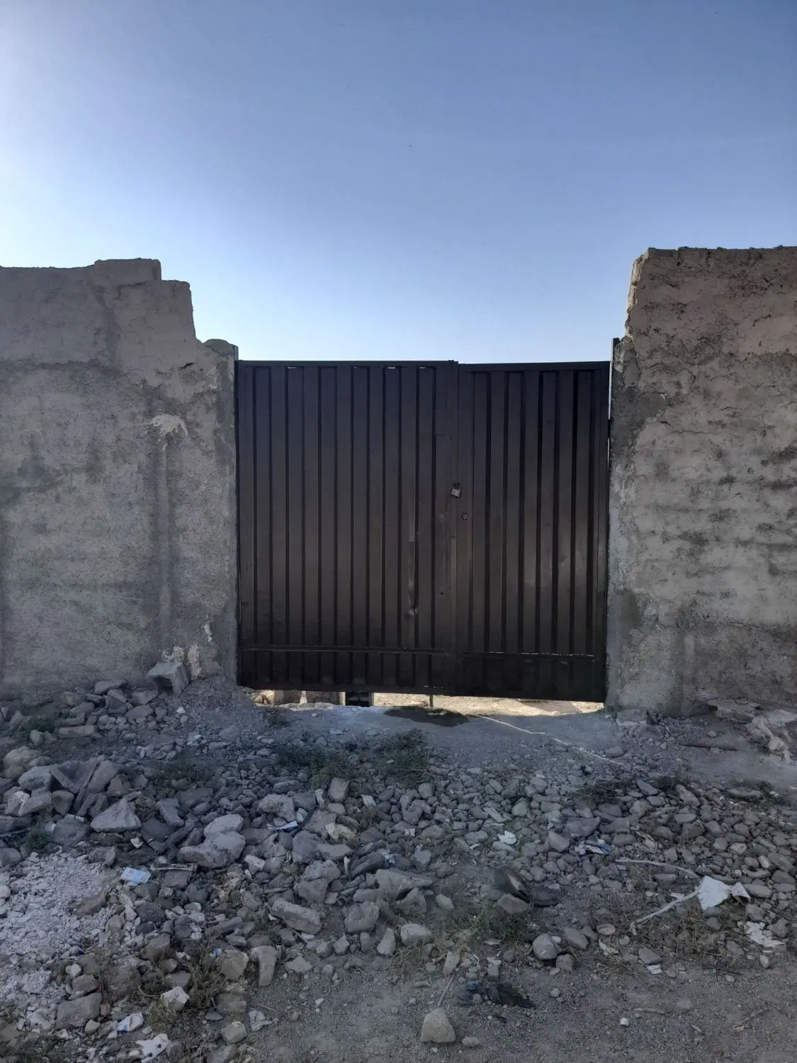 چهاردیواری اجاره ای