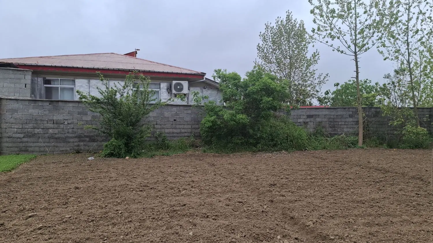 یک قطعه زمین نوخاله ۲۰ کیلومتری رشت
