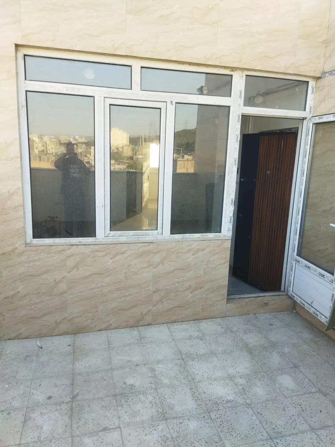 یک واحد مسکونی
