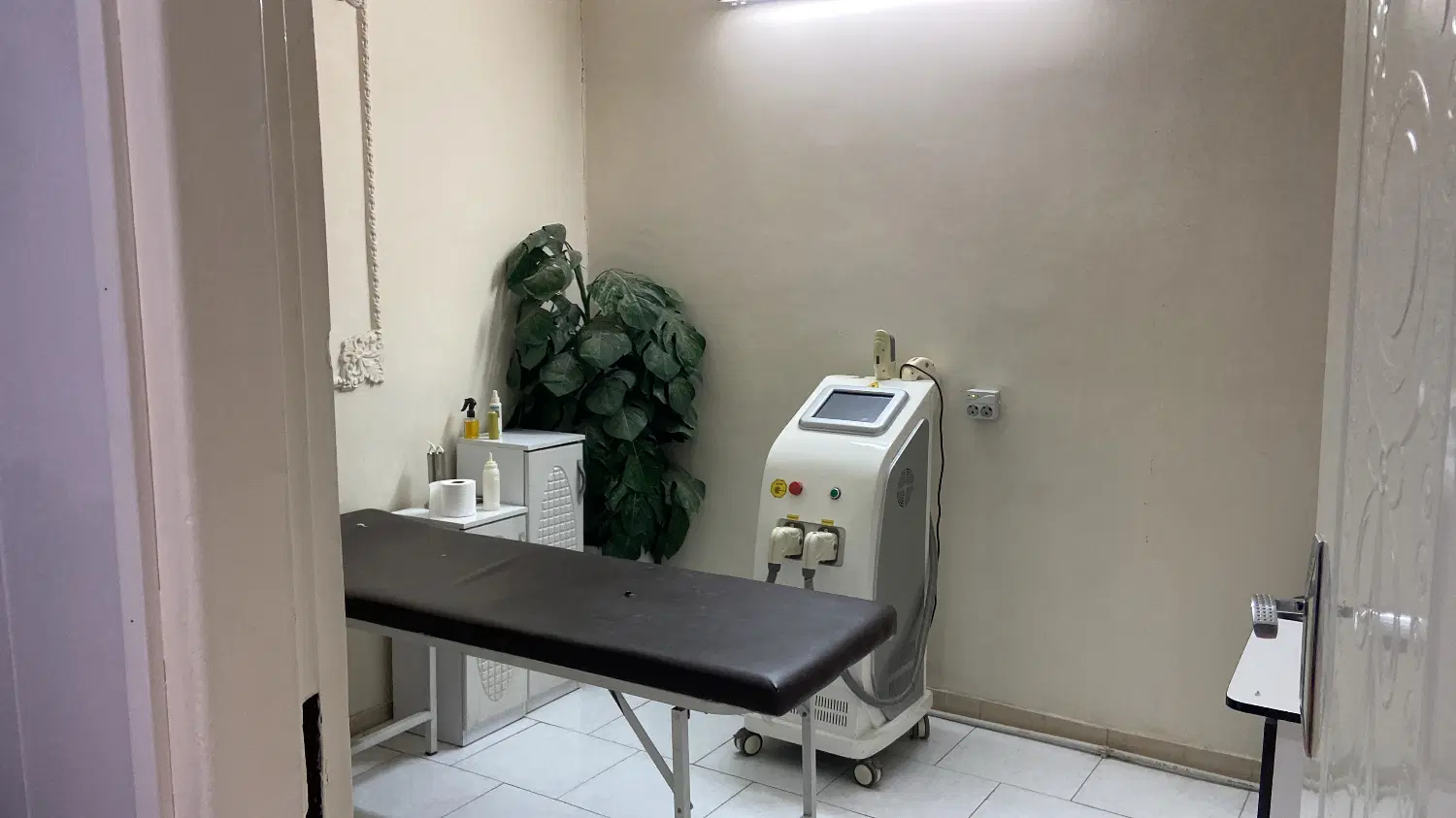 اجاره اتاق لیزر و فیشیال