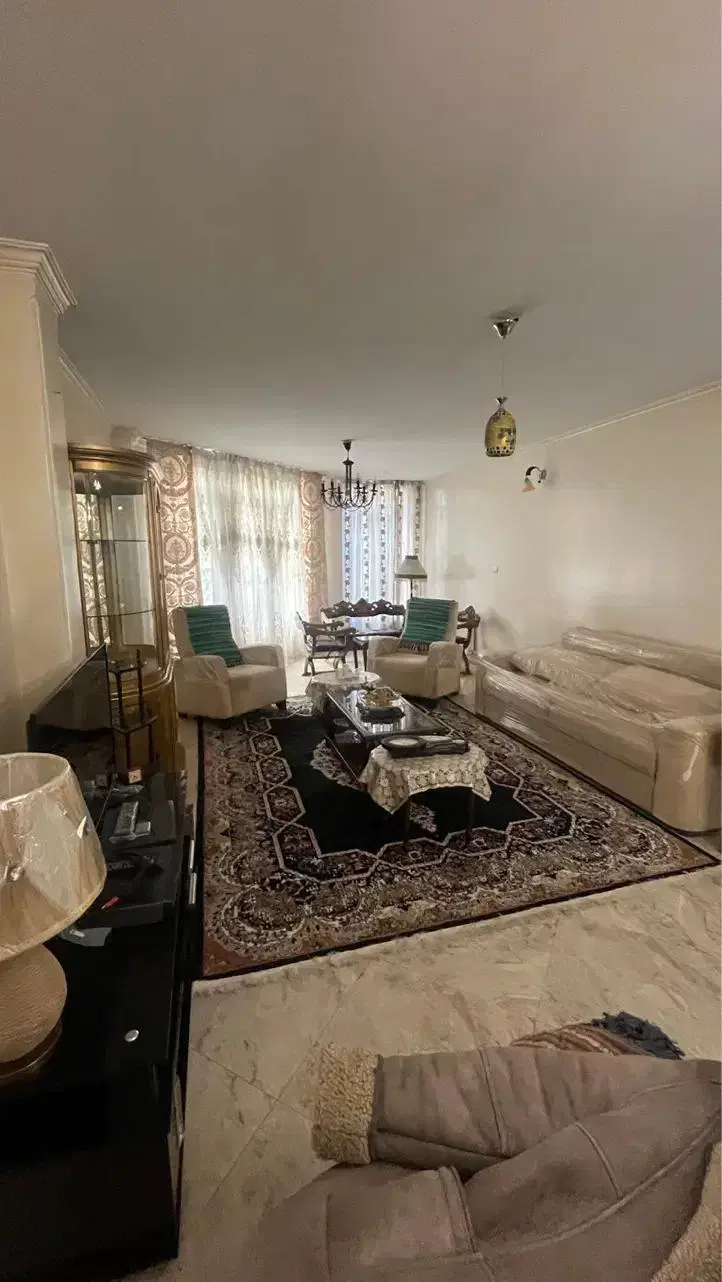 ۱۱۲ متر، ۲ خواب، فول امکانات، لوکیشن خوب