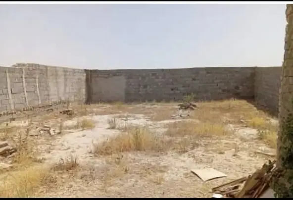 زمین 200متری