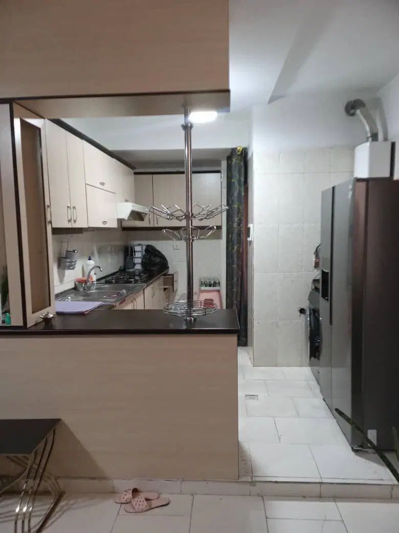 ۶۲متری تمیز مناسب رجایی