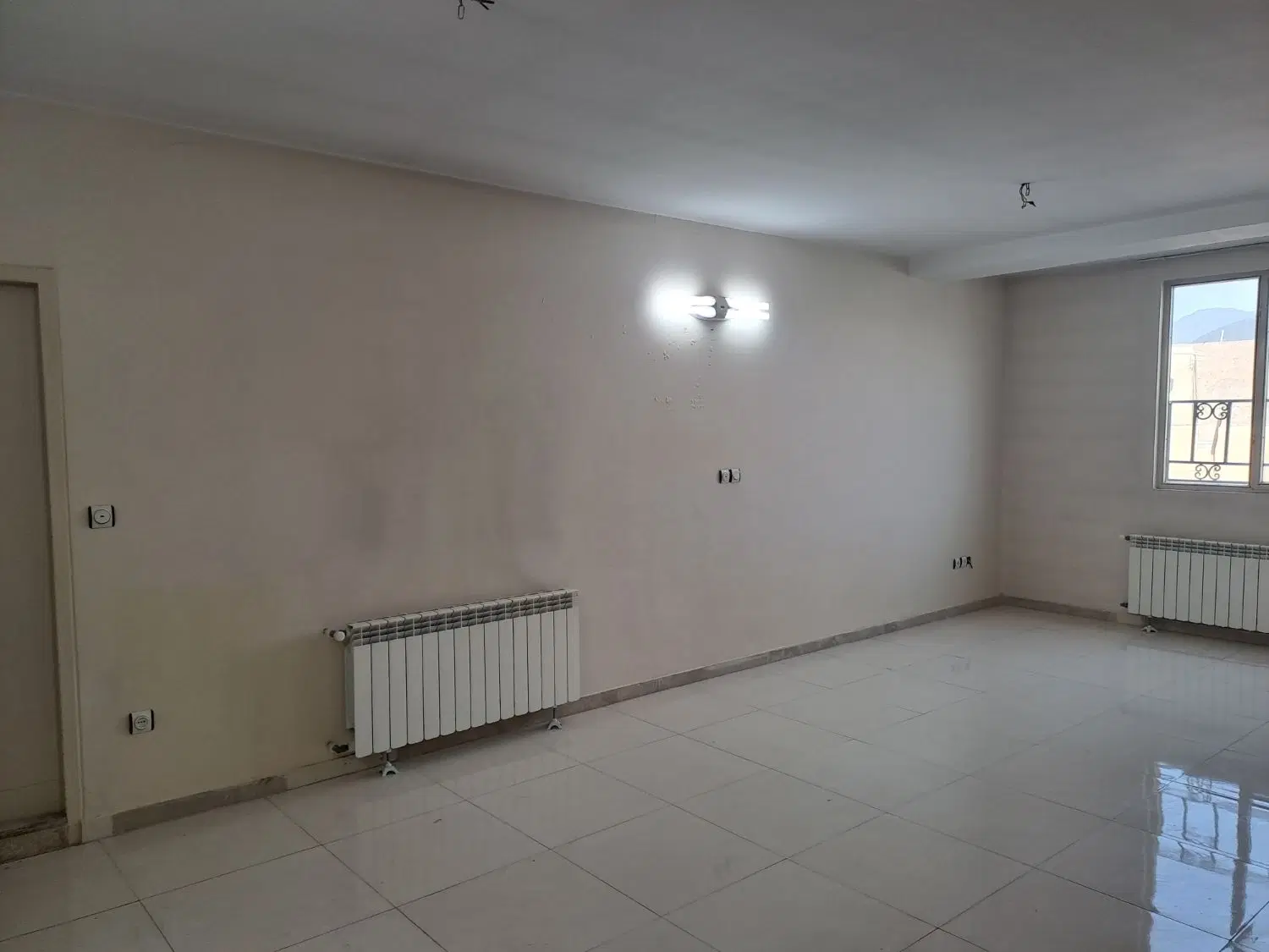 ۸۵متر تخلیه با آسانسور