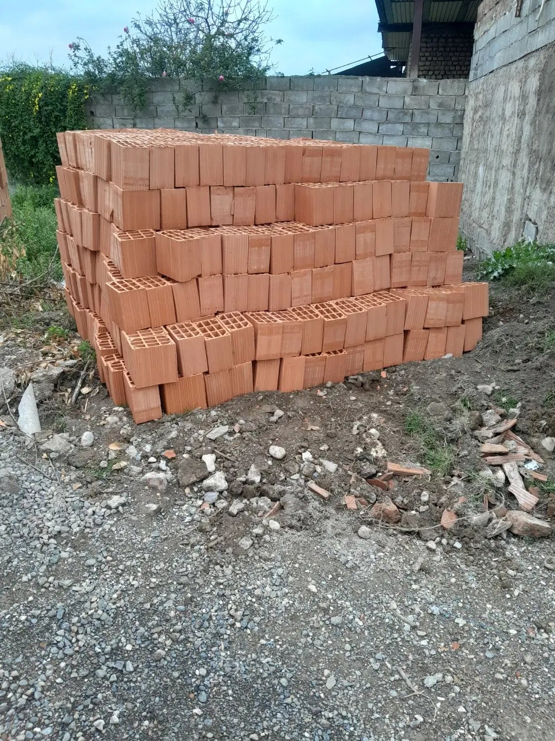خانه درحال ساخت