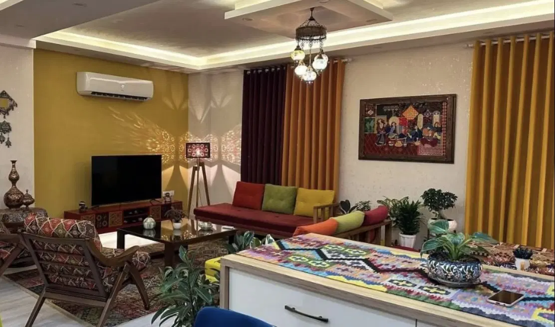۷۴ متر بازسازی شده با آسانسور در تختی