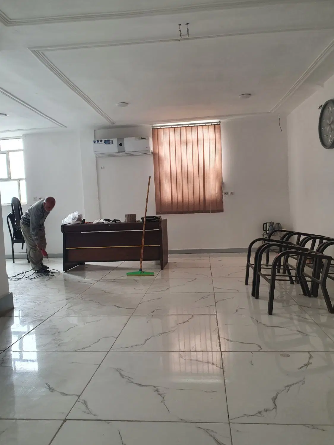 باسلام وعرض ادب یک واحد اجاره داده میشود