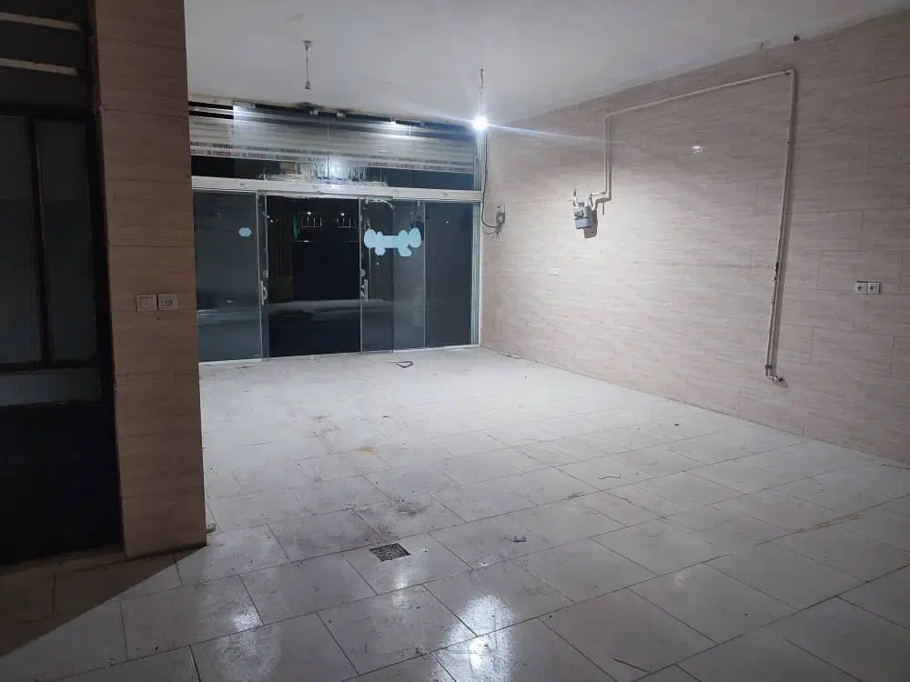 مغازه 70متری بحر خیابان 12متری