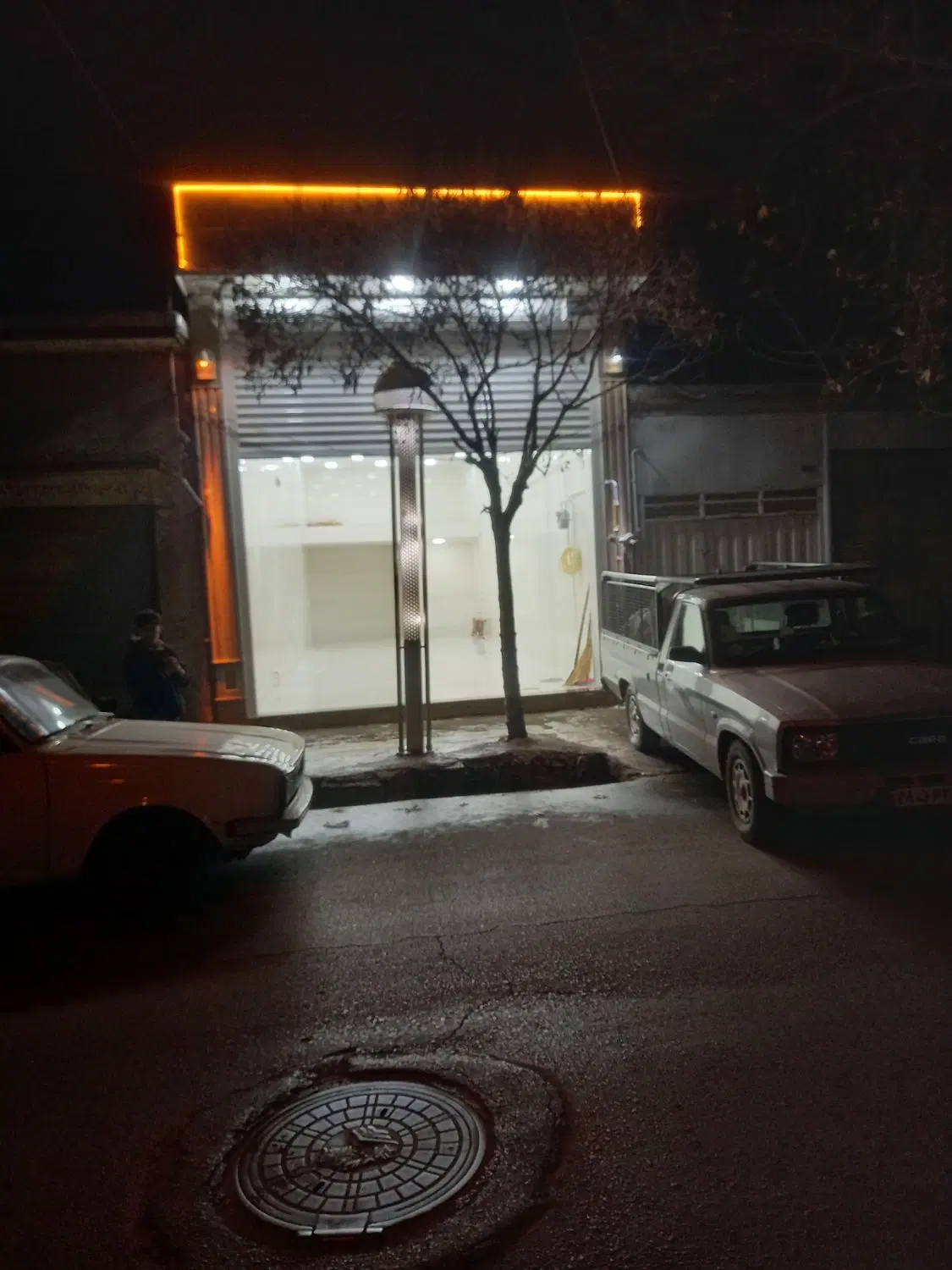 مغازه نوساز تجاری