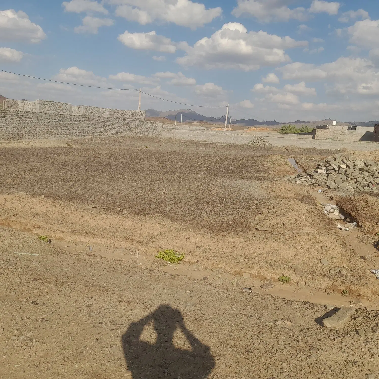 زمین فروشی اسپکه