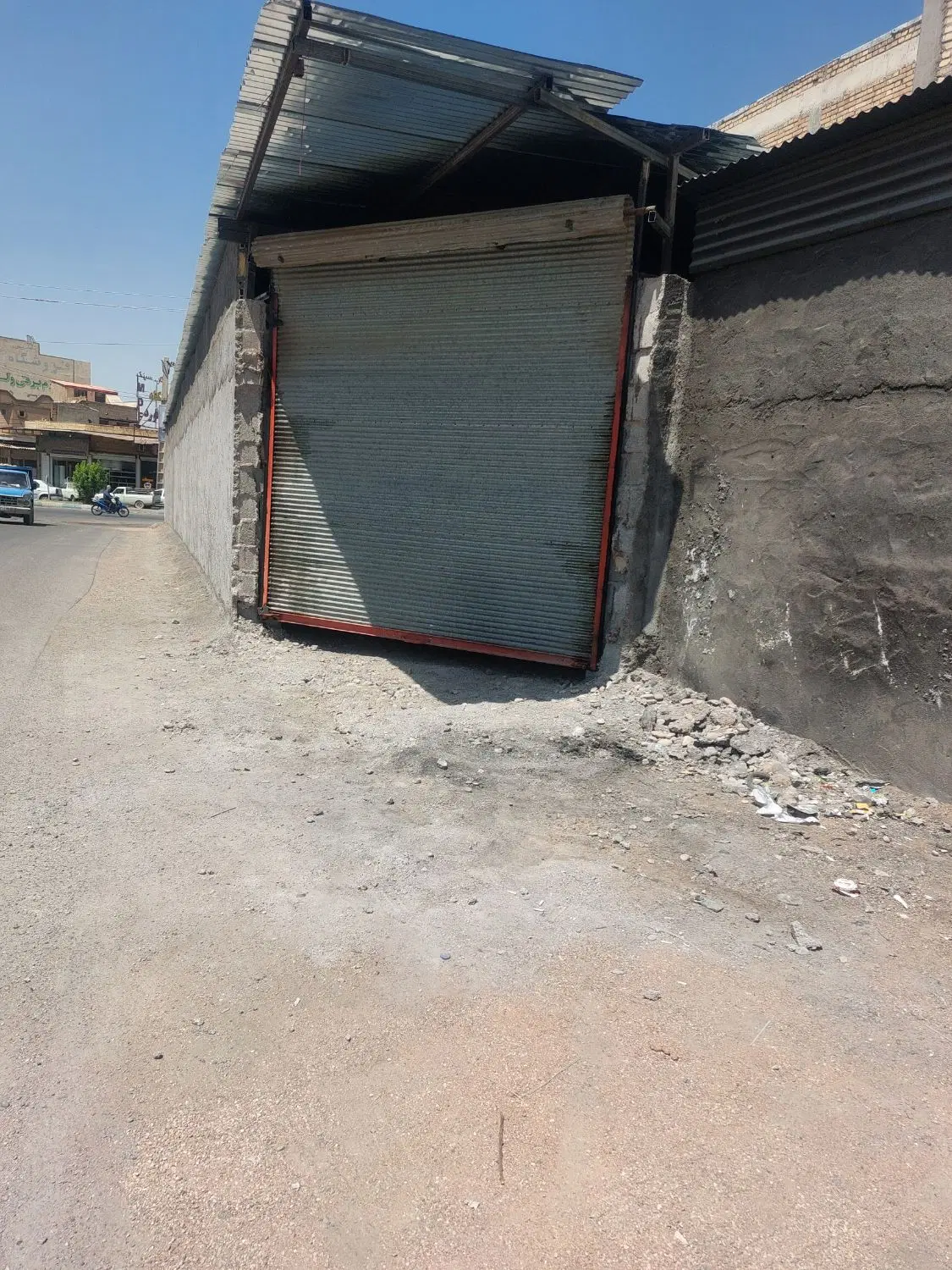 مغازه 100متری