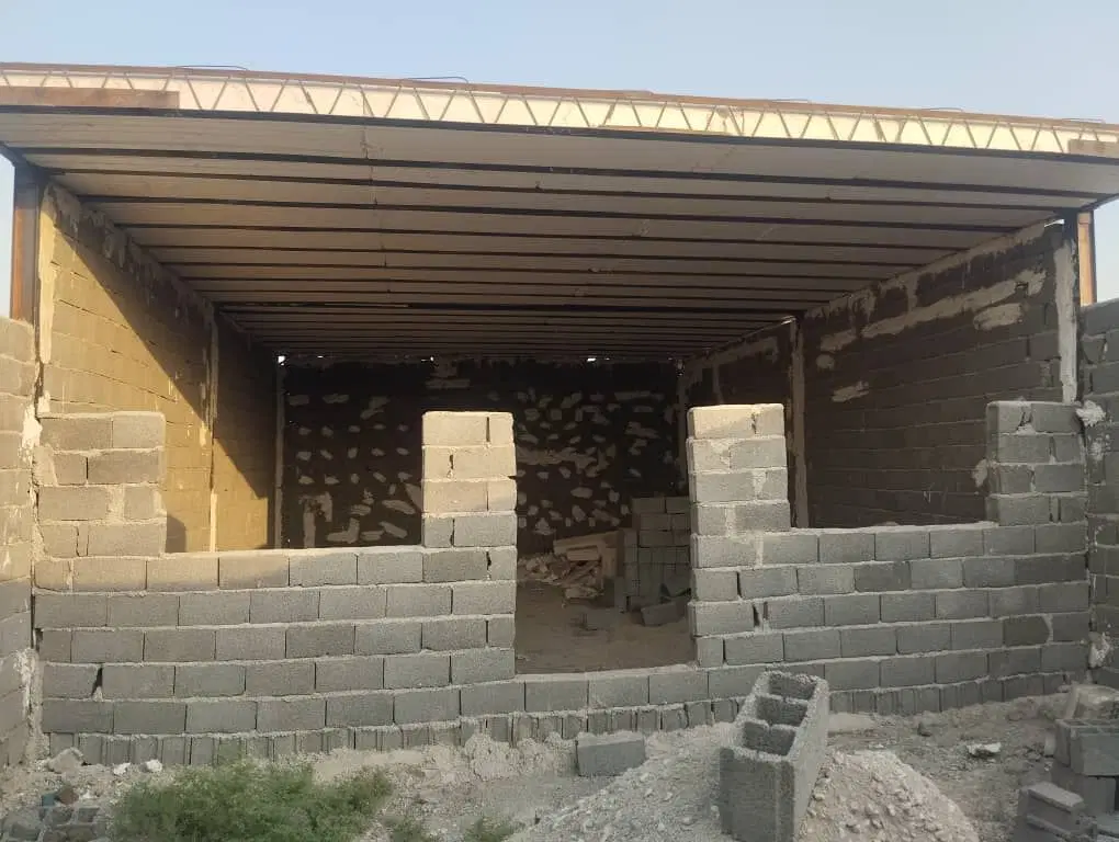 چهار دیواری_ میدان نماز