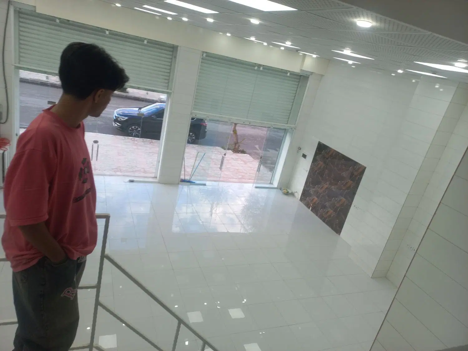 اجاره مغازه ۱۷۵متر شهرک جهاد روبروی مسجد