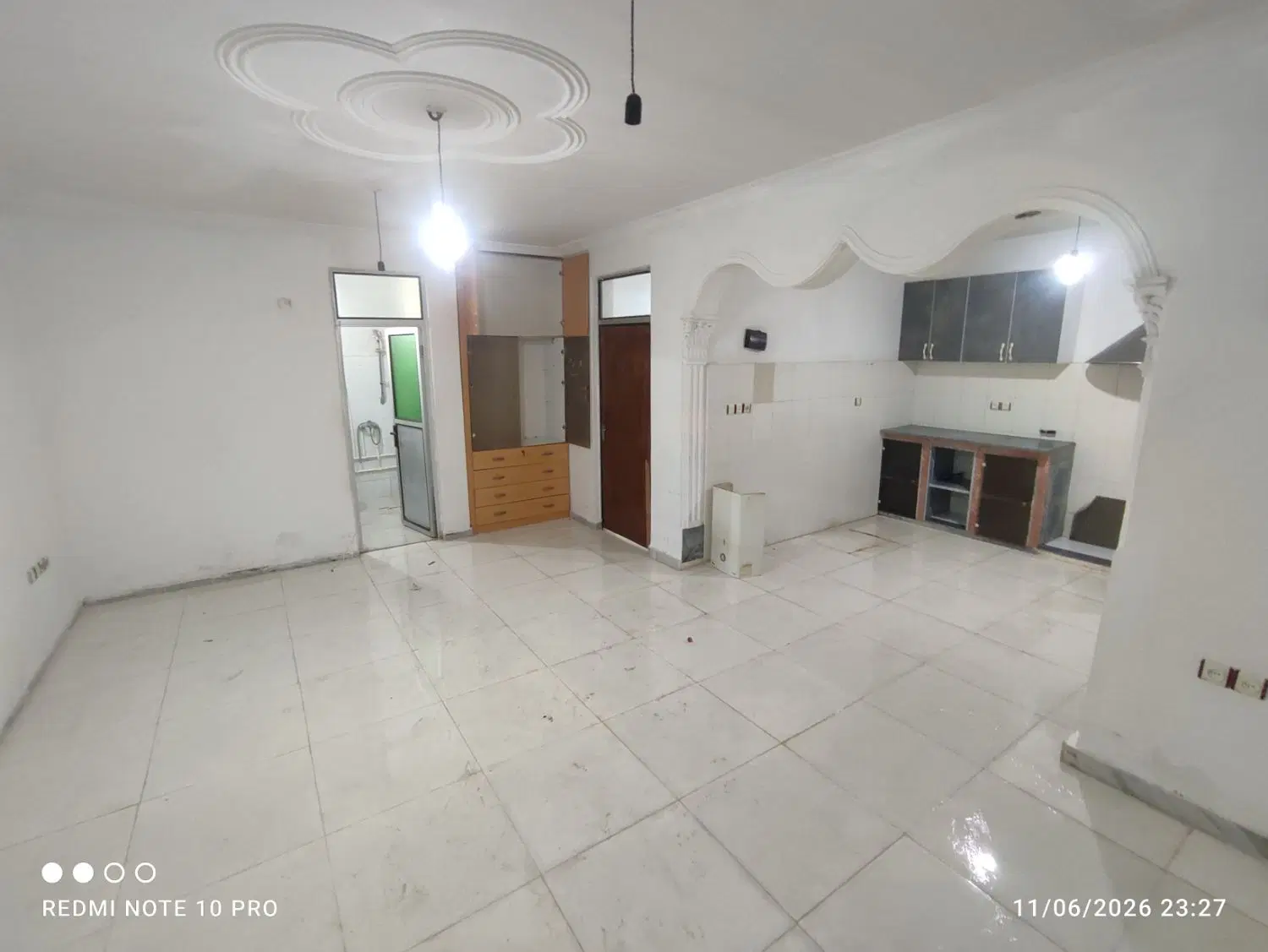 اجاره مسکونی خیابان استقلال پره سر