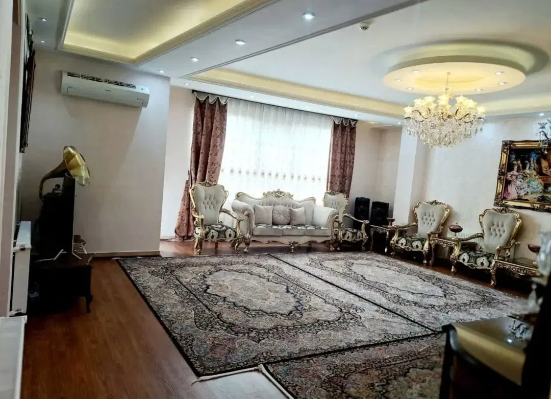 ۱۰۰ متر گوهردشت  فاز۳ طبقه دوم