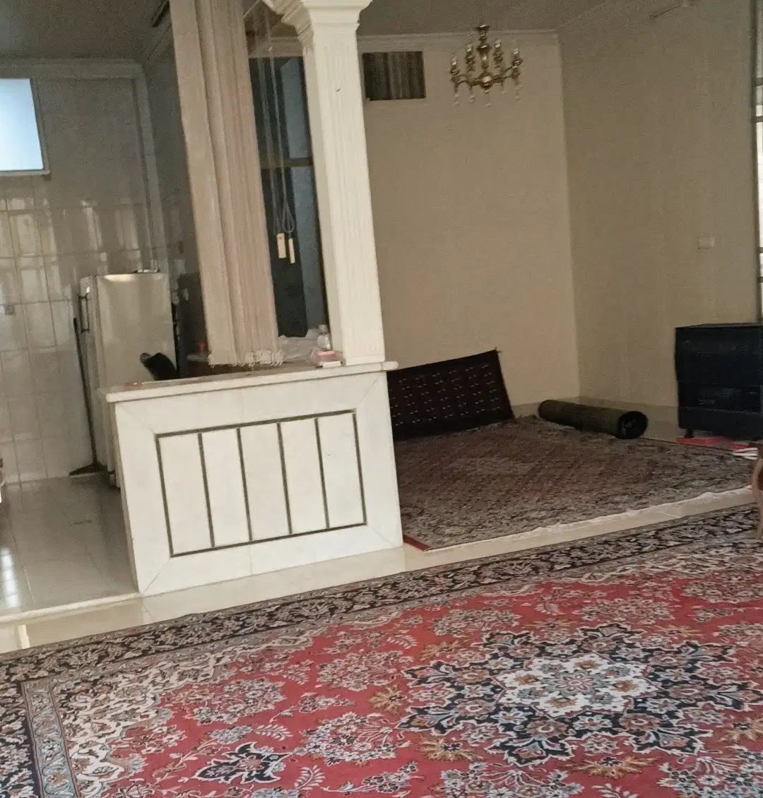 خانه ویلایی حیاط دار فروشی گلزار