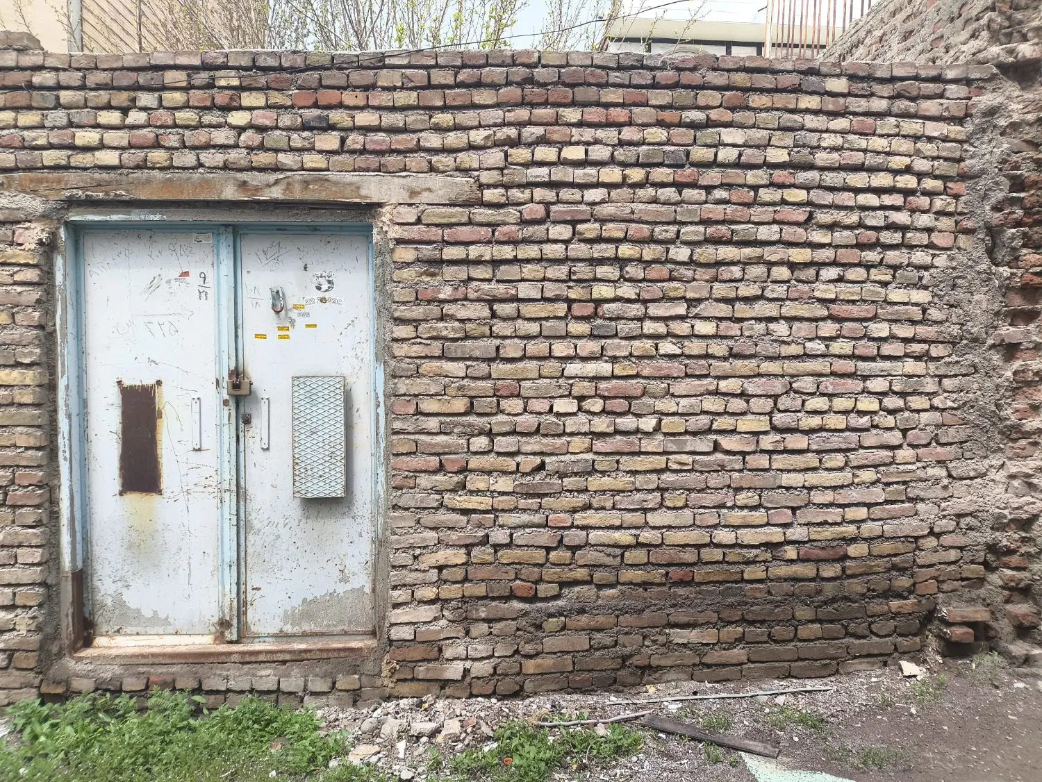 زمین کلنگی قابل ساخت