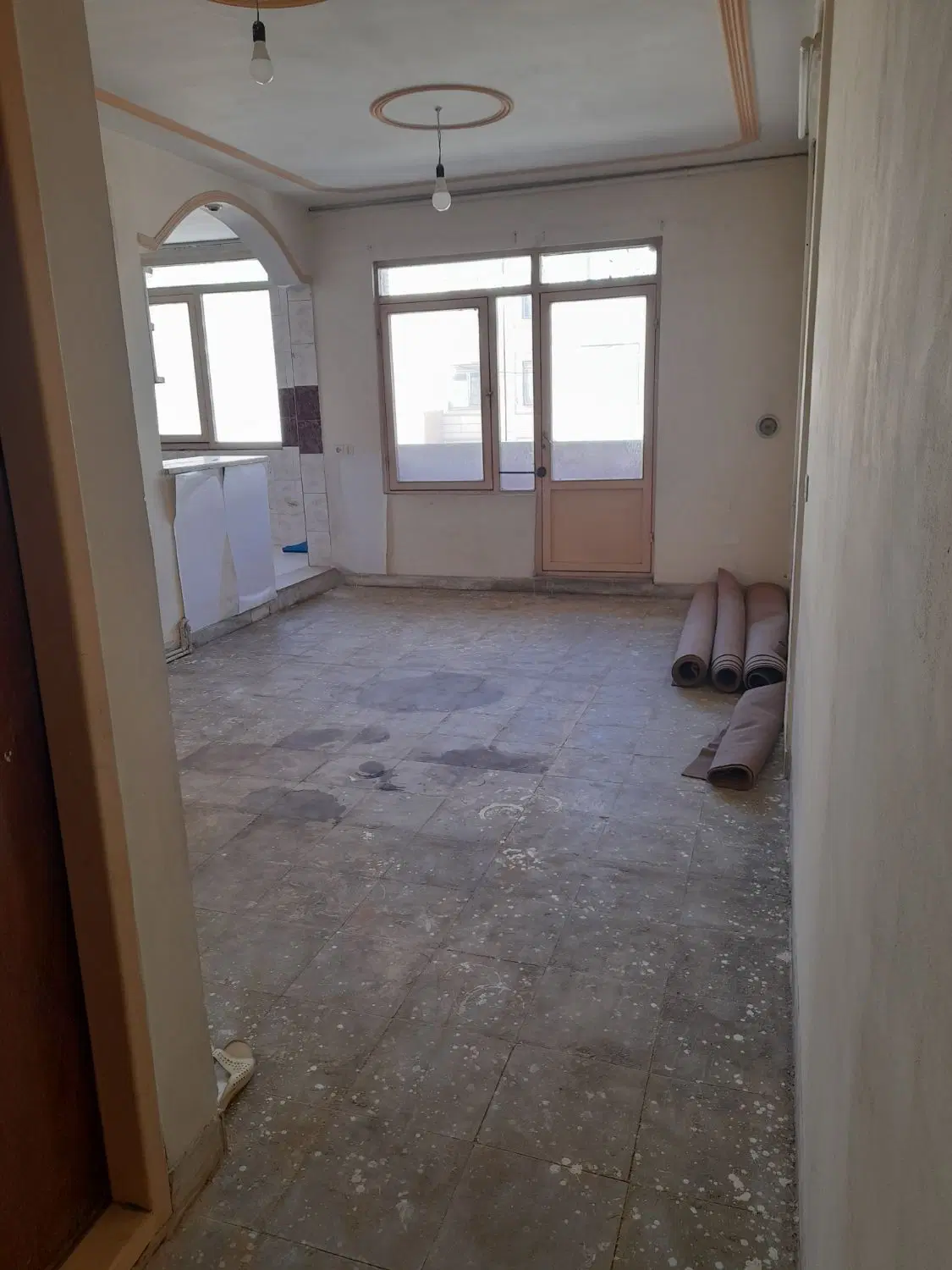 اجاره اپارتمان۶۱متری