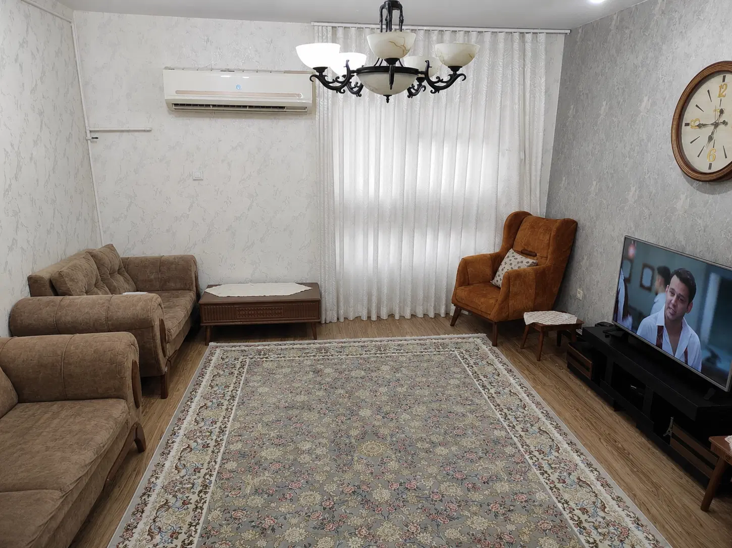 فروش آپارتمان بازسازی‌شده مجتمع باران