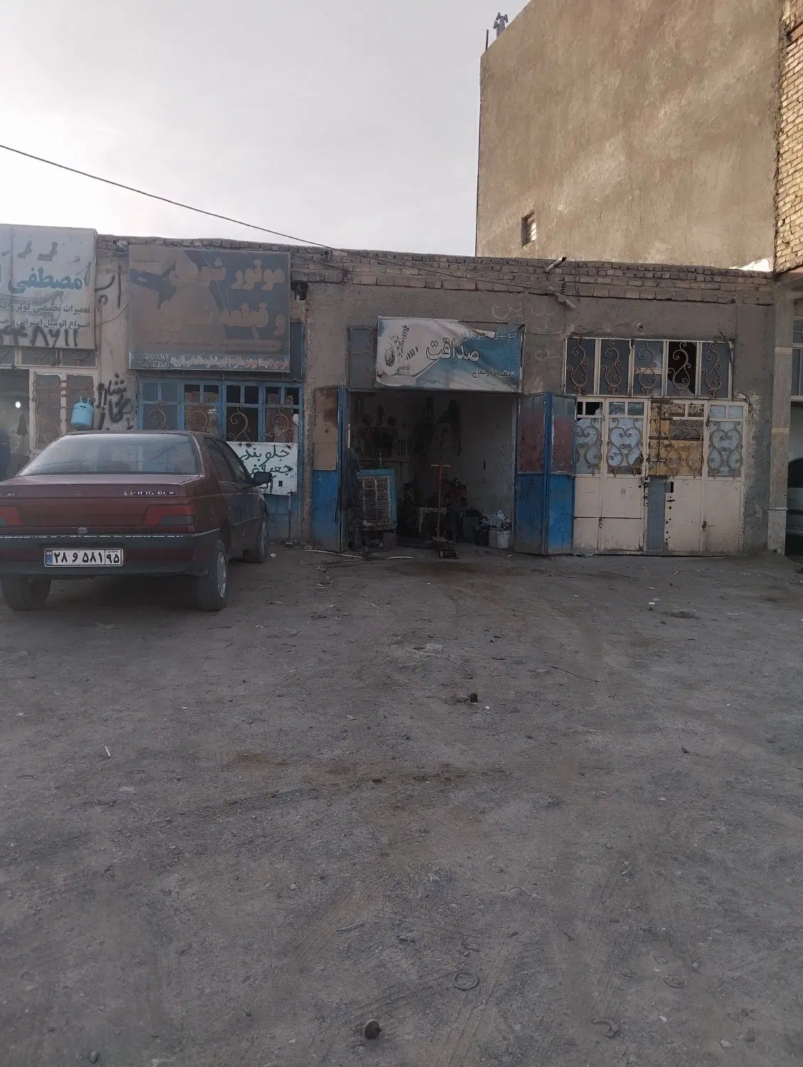 3درمغازه در بلوار شهید پیغام