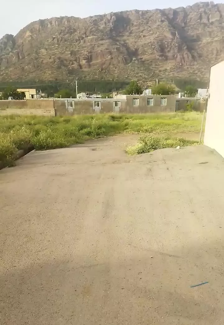 ملک مسکونی قلعه سنگی