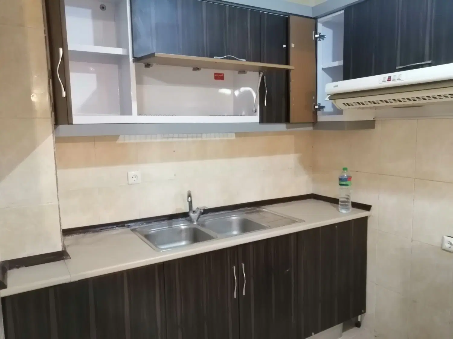 منزل85متری محله اف4 نبش فلکه خلیج فارس