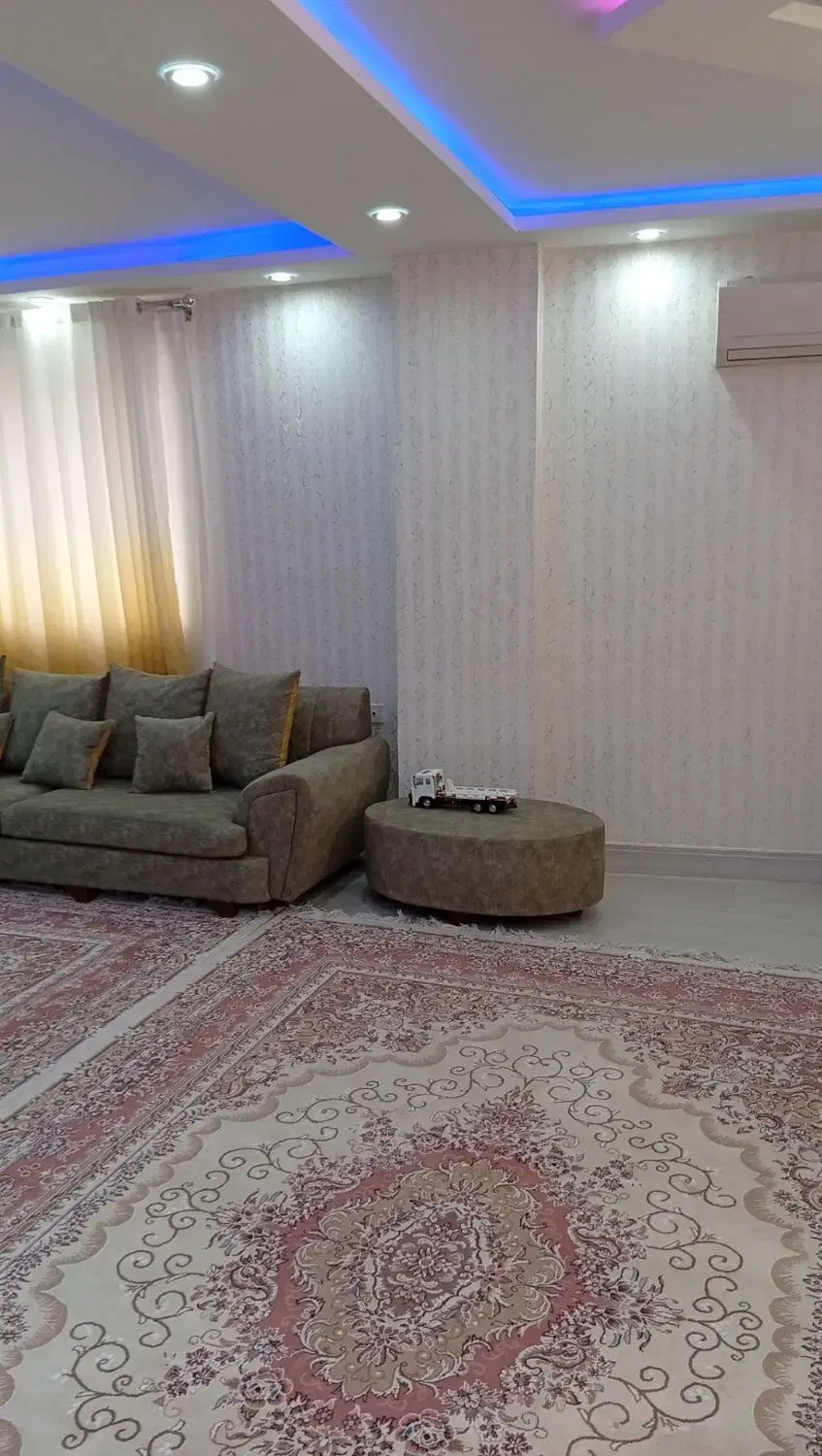 ویلا سنددار  ۲۸۵متری صفر ،خوش نقشه و به روز