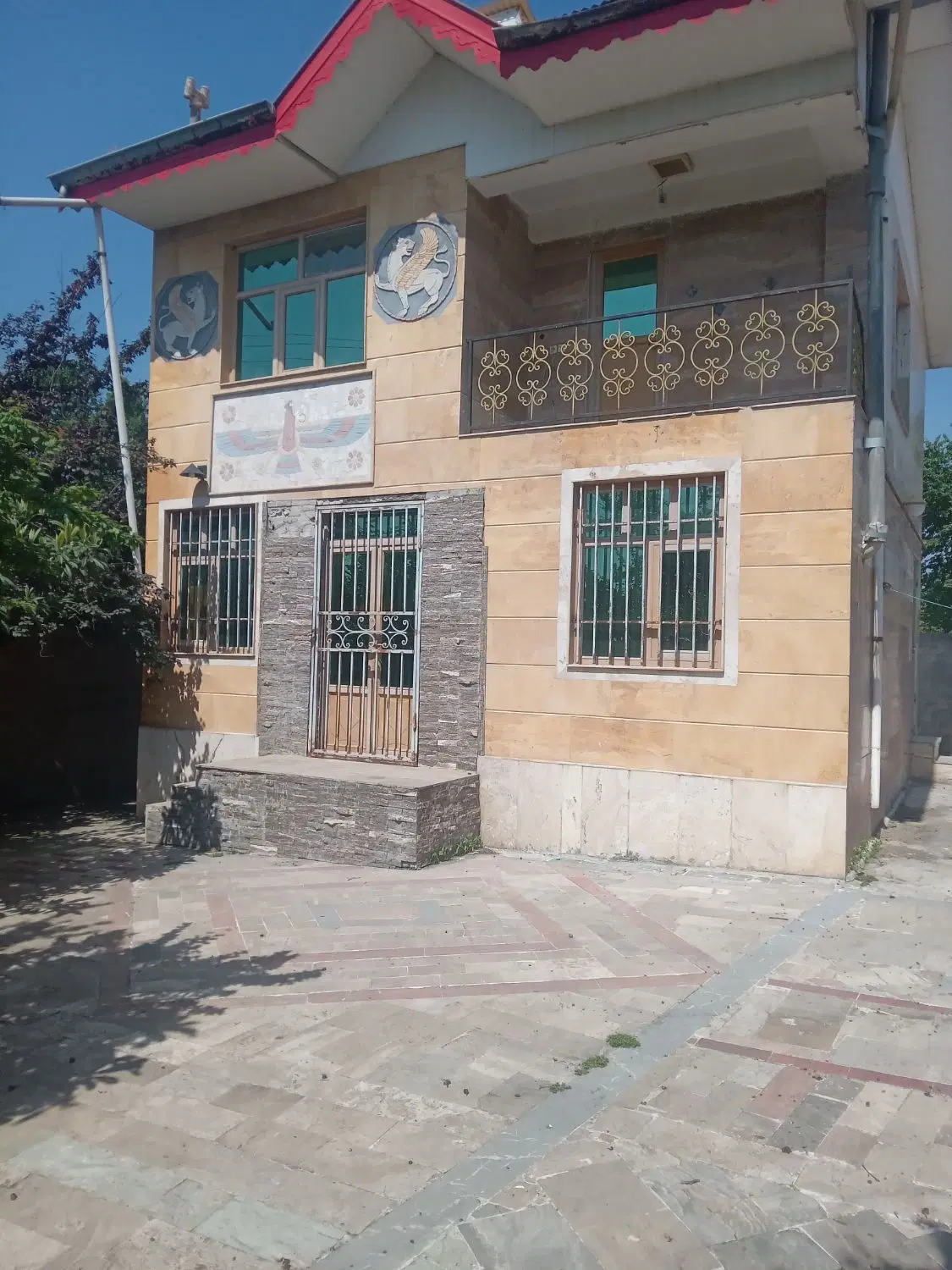 فروش ویلای ۲۷۰ متری در سنگر